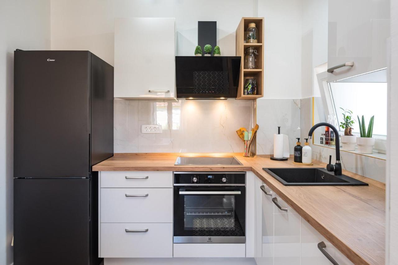 Apartment Mavi Zadar Bagian luar foto